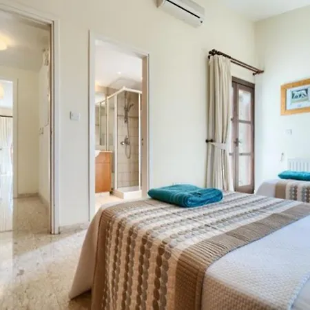 Villa 5 Star Villa For Rent In Cyprus, Paphos Villa 1157