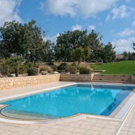 Villa 5 Star Villa For Rent In Cyprus, Paphos Villa 1157 *