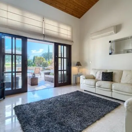 Villa 5 Star Villa For Rent In Cyprus, Paphos Villa 1157